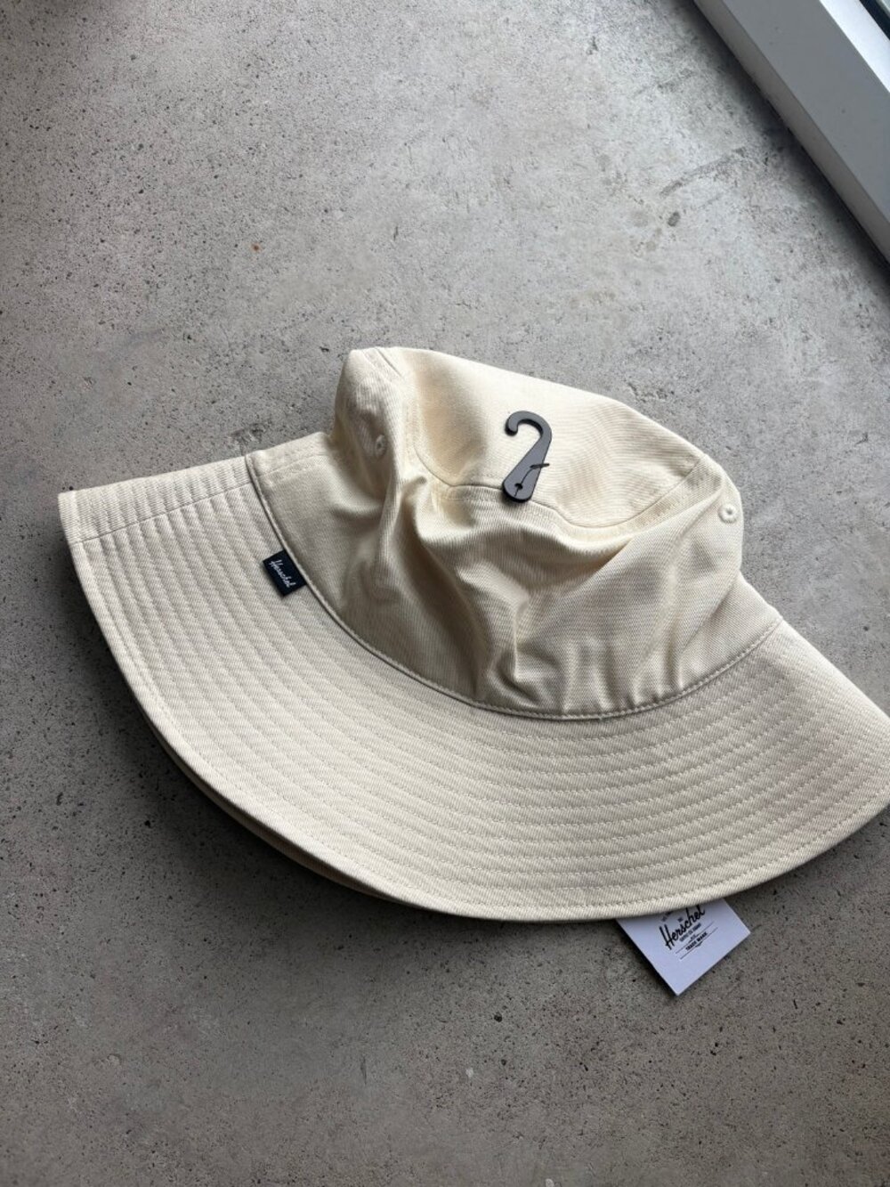 Herschel Maude Sun Hat – Vintage White, S/M, New with Tags